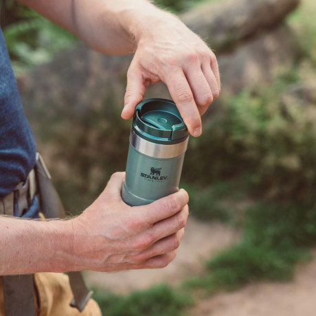 Термокружка Stanley Classic NeverLeak Travel Mug 0.25 л Hammertone Green Термокружка Stanley Classic NeverLeak Travel Mug 0.25 л Hammertone Green