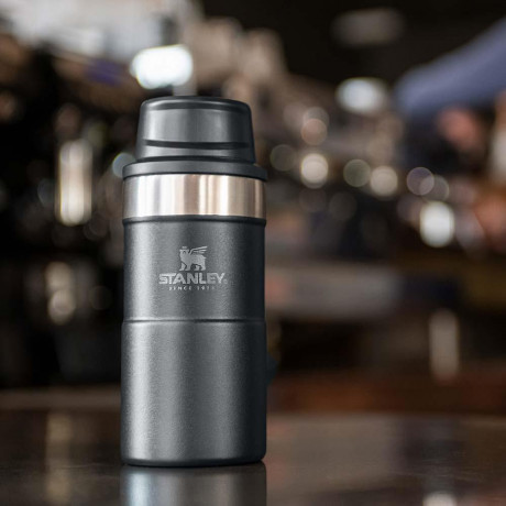 Термокружка Stanley Classic Trigger-Action Travel Mug 0.25 л Matte Black Термокружка Stanley Classic Trigger-Action Travel Mug 0.25 л Matte Black