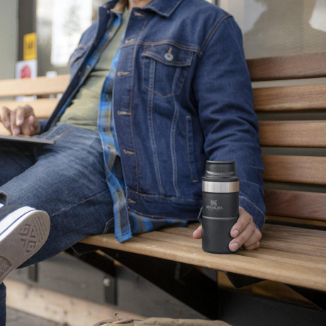 Термокружка Stanley Classic Trigger-Action Travel Mug 0.25 л Matte Black Термокружка Stanley Classic Trigger-Action Travel Mug 0.25 л Matte Black