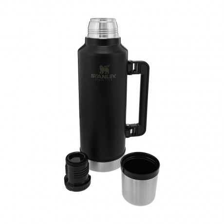 Термос Stanley Legendary Classic Vacuum Bottle 1.9 л Matte Black Термос Stanley Legendary Classic Vacuum Bottle 1.9 л Matte Black