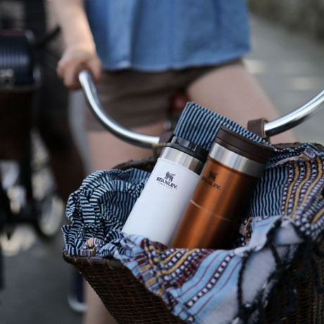 Термокружка Stanley Classic NeverLeak Travel Mug 0.47 л Maple Термокружка Stanley Classic NeverLeak Travel Mug 0.47 л Maple