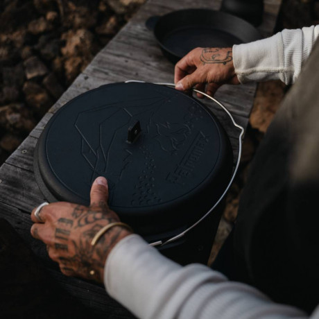 Казан чугунный Petromax Dutch Oven FT6 Essential 5,5 л