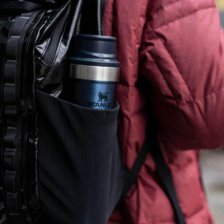 Термокружка Stanley Classic Trigger-Action Travel Mug 0.25 л Nightfall Термокружка Stanley Classic Trigger-Action Travel Mug 0.25 л Nightfall
